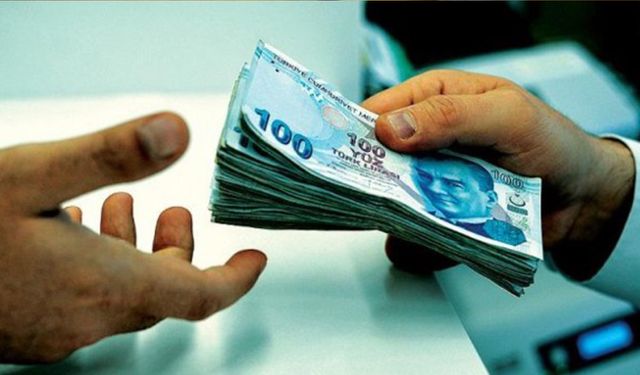 Beklenen Son Dakika Açıklaması Geldi! Emekliye 10.000 TL Nakit Ödemesi ile Hemen Sonuç Verilmekte!