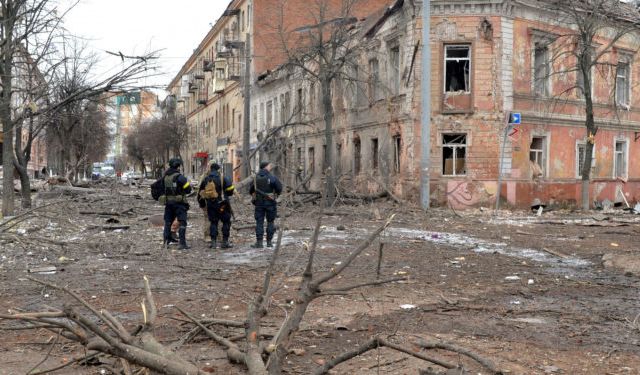 'Sokaktaki Cesetler': Mariupol'dan Üzücü Kaçış