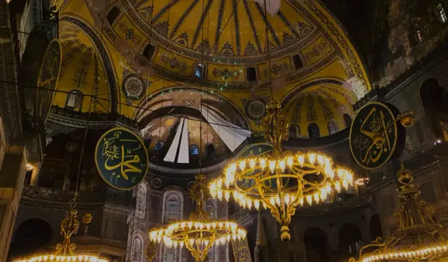 Ayasofya'ya Türkiye'nin Modern Dönüşümüne Bir Bakış