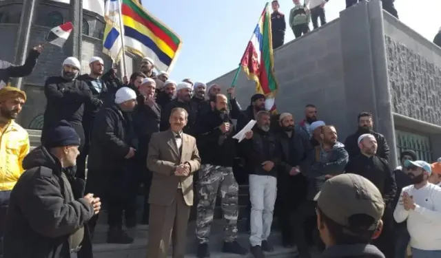 Suriye Kenti Hükümet Karşıtı Protestolar Nedeniyle Cezalandırıldı