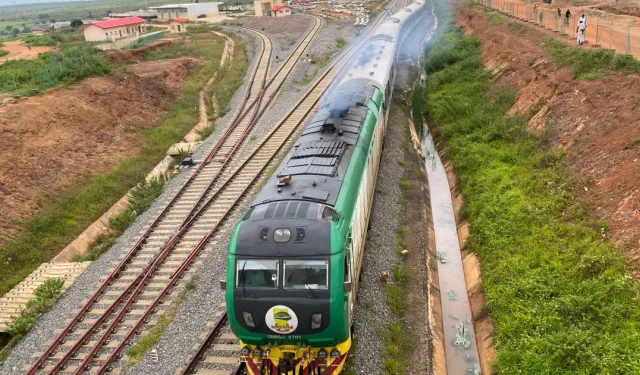 Nijerya: Kayıp Tren Yolcularının Aileleri Hükümetin Sessizliğinden Yakınıyor