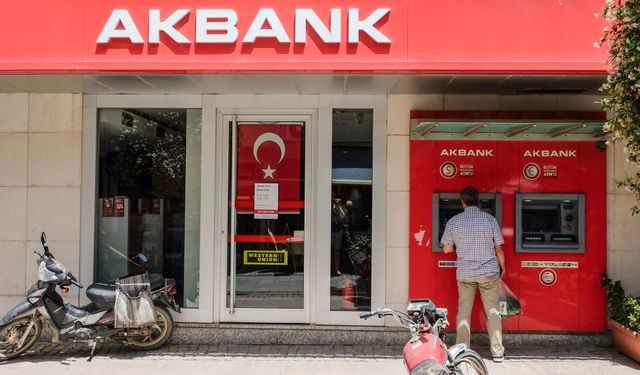 Akbank duyuru yaptı! Vatandaşlara evden çıkmalarına gerek kalmadan 10.000 TL ödeme vereceğini duyurdu! SON DAKİKA HABER