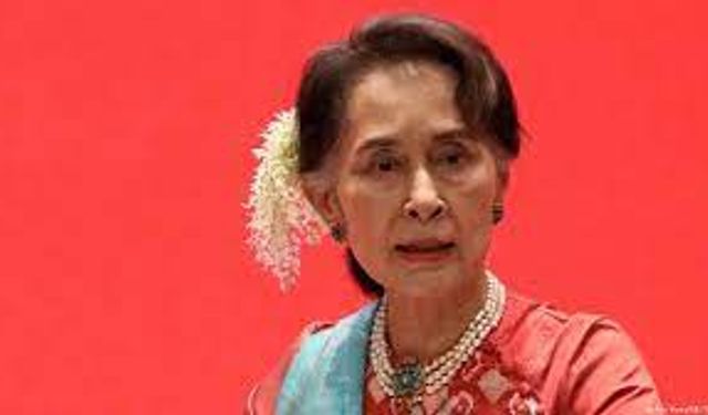 Myanmarlı Aung San Suu Kyi Hücre Hapsine Taşındı