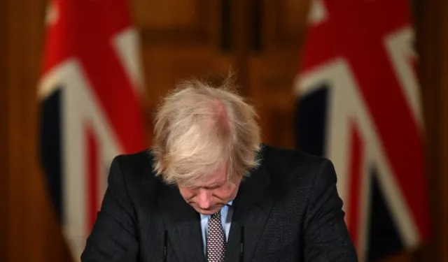 İngiltere'de Boris Johnson Partisinin Desteğini Kaybettikten Sonra 'İstifa Edecek'