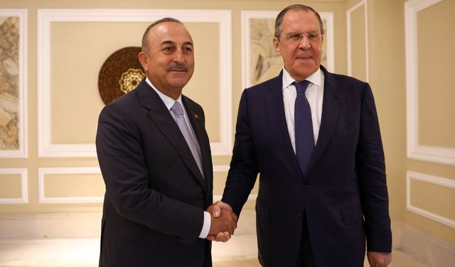 Çavuşoğlu ve Lavrov Ukrayna Krizini Görüştü