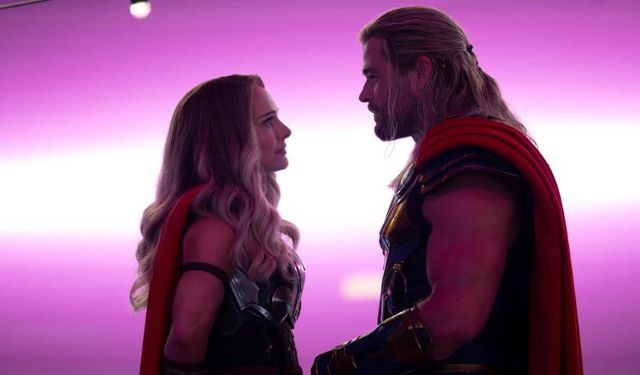 'Thor: Love and Thunder' Güçlü Bir Gişe Açılışı Yakaladı