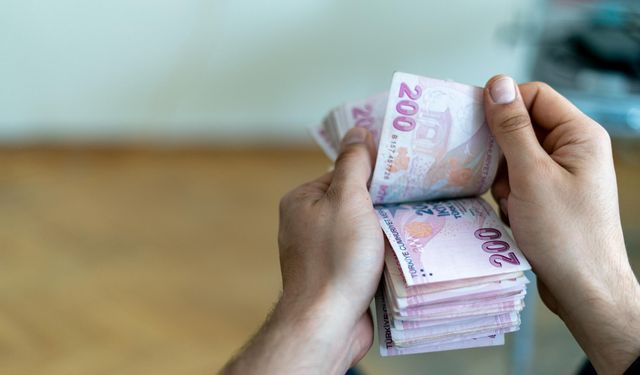 Ziraat, Vakıf, Halk, PTT ve Garanti Bankası Nüfus Cüzdanı İle Şubelere Gelenlere 47.000 TL Ödeme Yapıyor