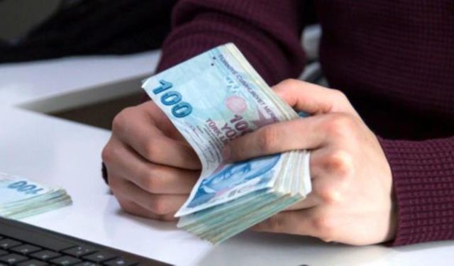 Beklenen haber geldi! Pazartesi ve Cuma arasında emekliye 9000 TL net ödeme yapılacağı duyuruldu! Emekli mutlu oldu