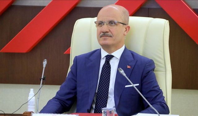 Son Dakika: YÖK Başkanı Özvar Üniversitelerin Bahar Dönemi Hakkında Açıklama Yaptı