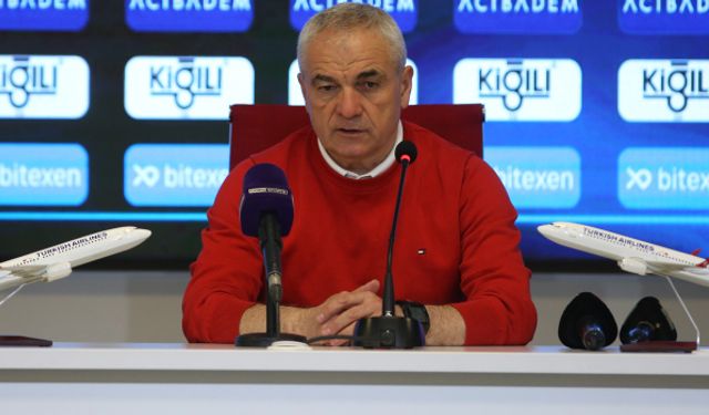 Demir Grup Sivasspor Teknik Direktörü Rıza Çalımbay: "Çok kötü goller yedik"