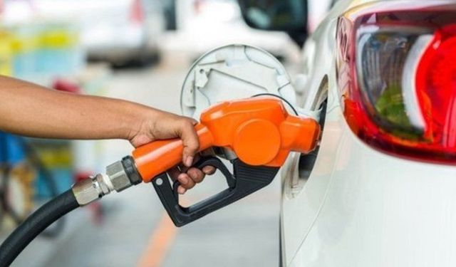 Benzin, motorin, LPG fiyatları Nisan ayına okkalı başladı! Hangi ilde fiyatlar kaç lira? Sürücüler hemen bakın!