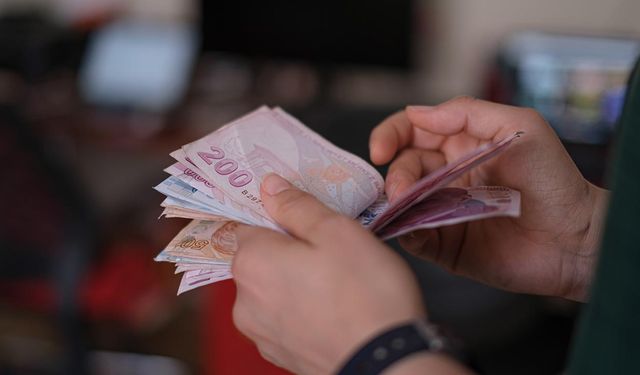 Emekliler Tek Bir Başvuruyla 25.000 TL Ödeme Alıyor! Son Dakika Bankadan Duyuru Geldi!