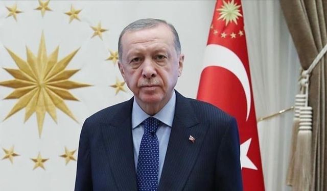 Erdoğan AK Parti Seçim Beyannamesini Açıkladı! Kamuda Mülakat Kalkacak, Ev Hanımları Emekli Olacak