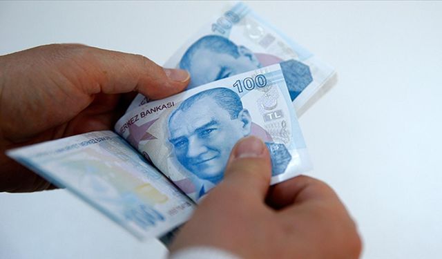 Yapı Kredi Bankası'ndan Emekli Müşterilerine Özel Promosyon Kampanyası: Maaşınızı Taşıyın, 14.250 TL Ek Ödeme Alın!