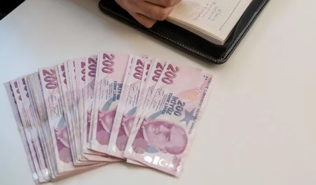 3 büyük bankadan destek var! Nakit isteyenlere hemen ödeme ve Emekli olanlara özel ihtiyaç kredisi ödemesi!