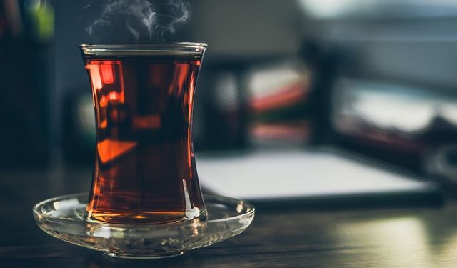 Çay tiryakileri bu habere çok üzülecek: Çaya, üç ay içerisinde üçüncü kez zam geldi…