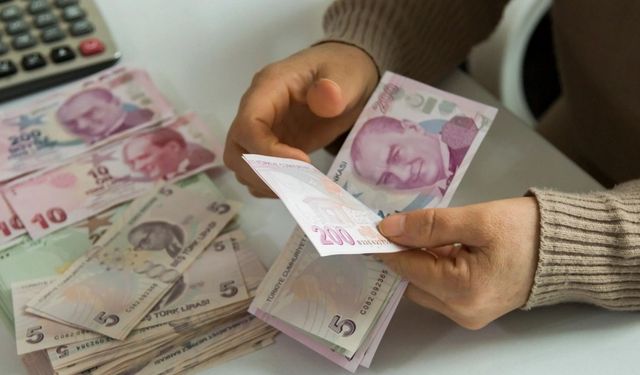 Yeni nesil öğrenci kredisi: O bankalar öğrenciye düşük faizli kredi dağıtıyor!