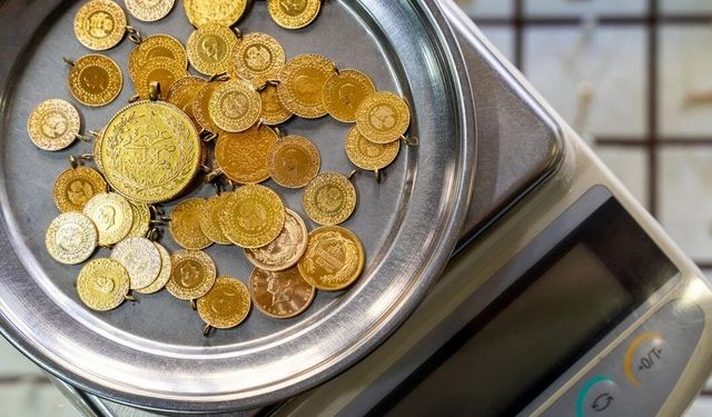 Güncel altın fiyatları ne kadar oldu? 13 Eylül gram, çeyrek ve yarım altın kaç TL? Cumhuriyet altını yükseldi mi?