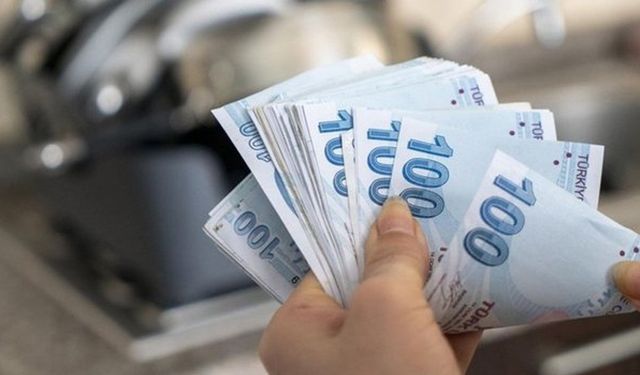 Kamu bankaları bombayı patlattı: Emeklilerin hesaplarına 11 bin lira yatacak! Koşul yok…