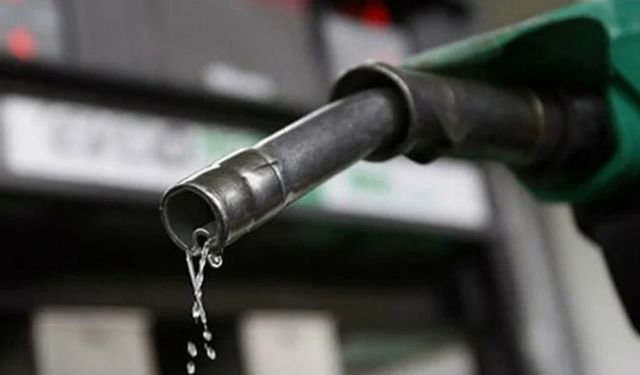 İbre şaştı: Benzin ve motorin fiyatları 40 TL’yi aştı! 14 Eylül Perşembe İstanbul, Ankara, İzmir akaryakıt fiyat listesi