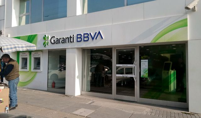 Garanti BANKASI Duyuru Yaptı ve 18 Yaş Üzerinde Olanlara 500.000 TL Kredi Ödemeleri Gelecek