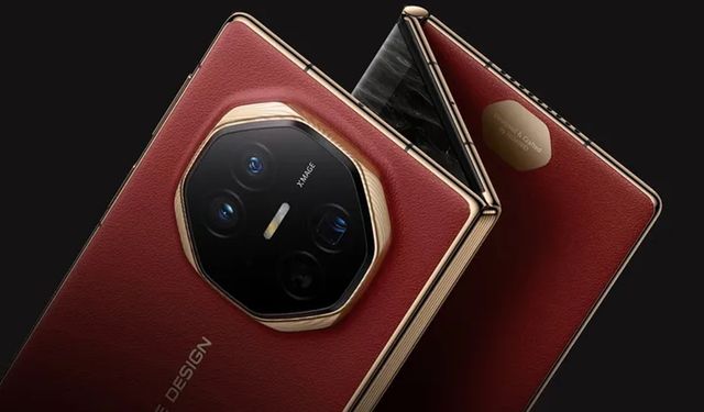 Huawei Mate XT İçin Yedek Parça Fiyatları Şaşırtıcı! Ekran Değişimi Binlerce Dolara Mal Olabilir