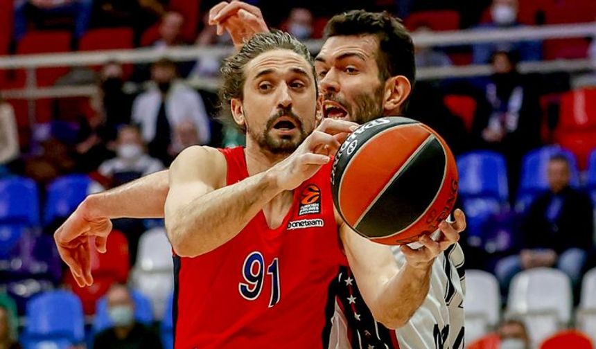 CSKA Moskova Basketbol Takımı Oyuncusu Shved Taraftarların Saldırısına Uğradı ve Üçüncülük Serisinde Oynayamayacak